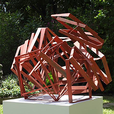 transient_red_cube_Ernst_J_Petras_Berlin_Neuenhagen